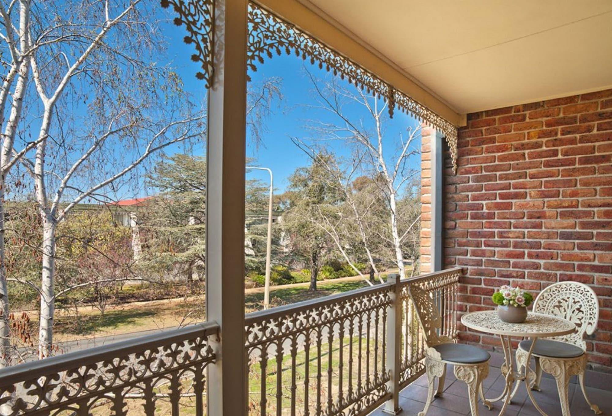 Adina Serviced Apartments Canberra Kingston Exterior photo