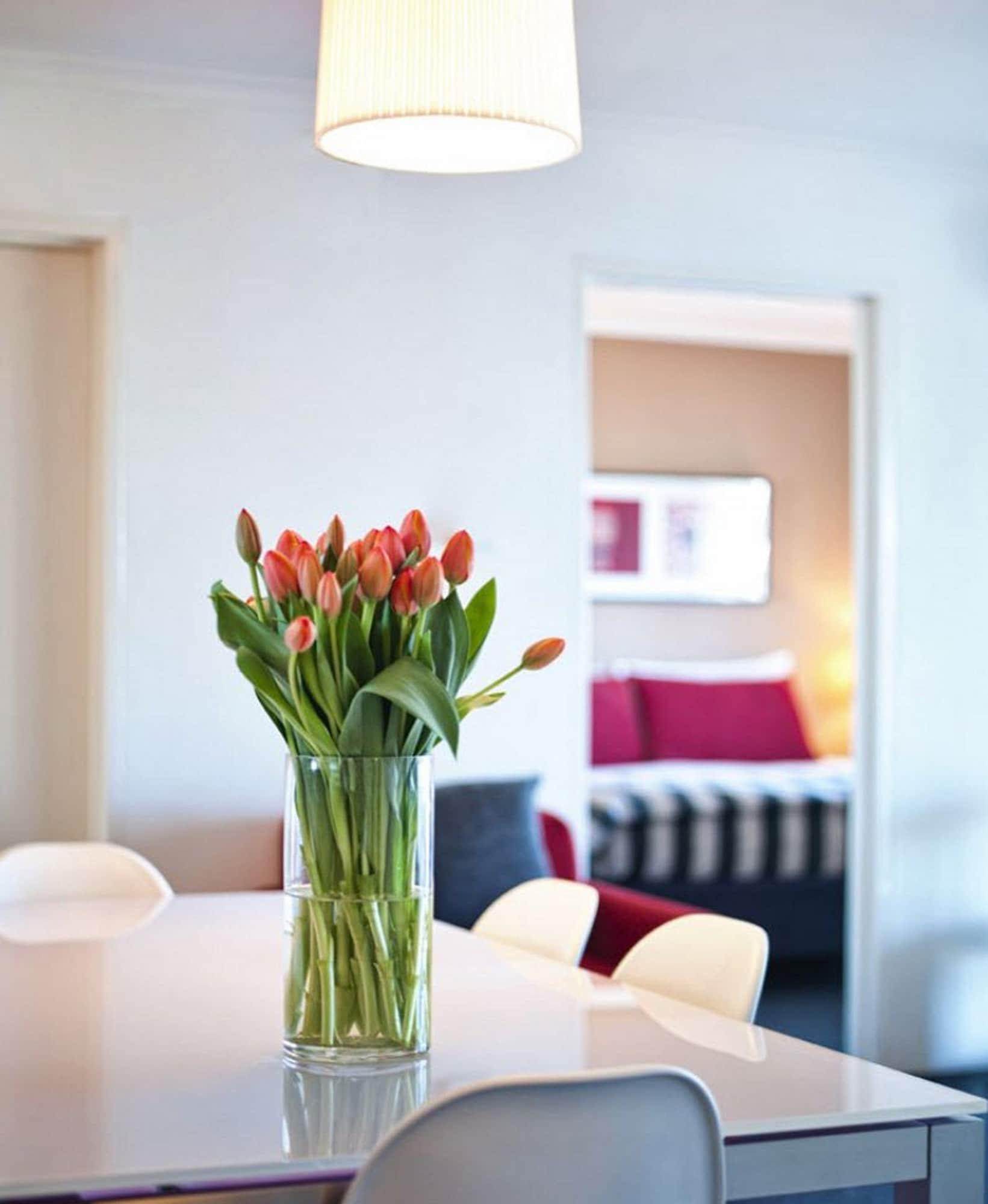 Adina Serviced Apartments Canberra Kingston Exterior photo