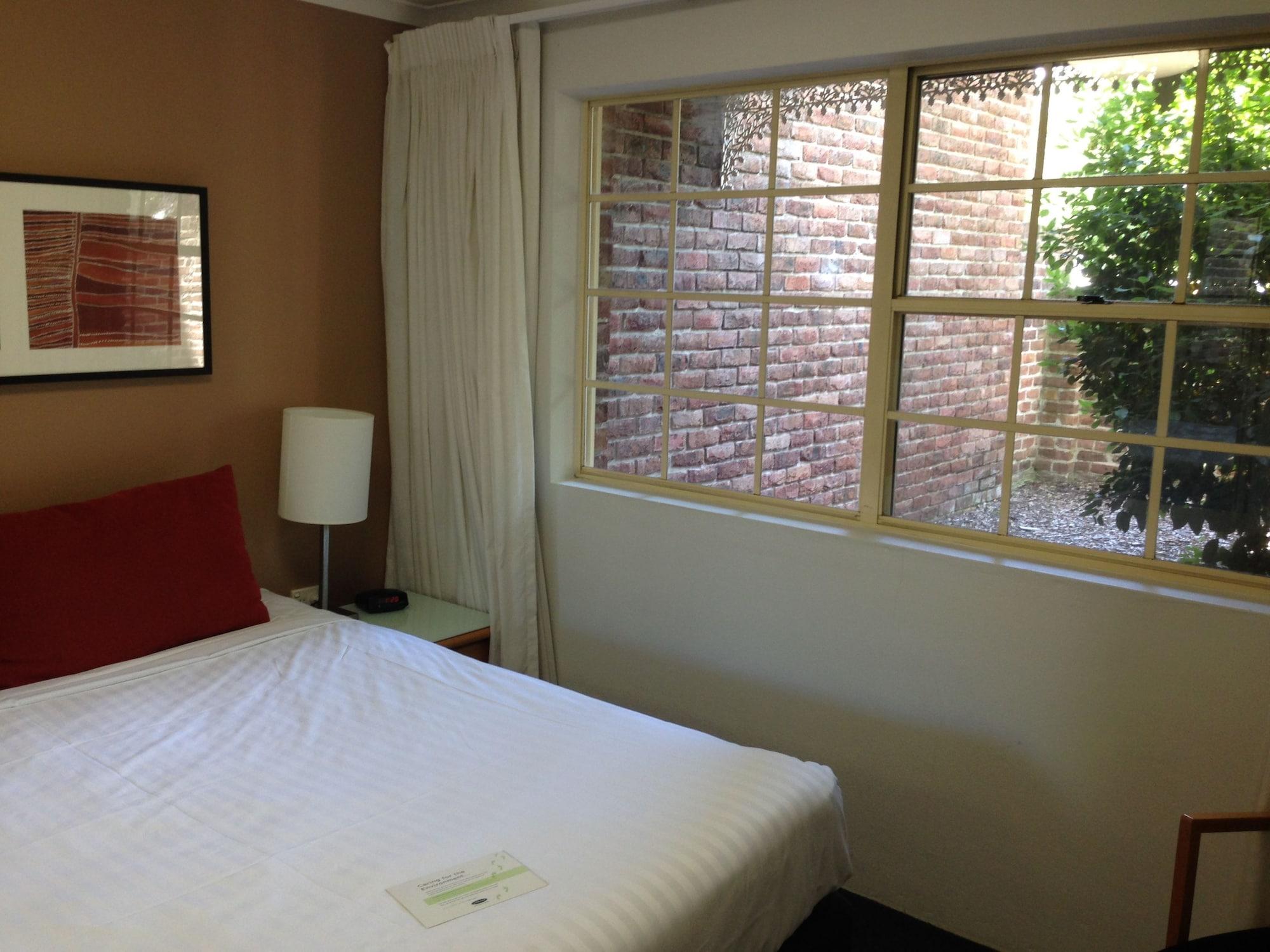 Adina Serviced Apartments Canberra Kingston Exterior photo