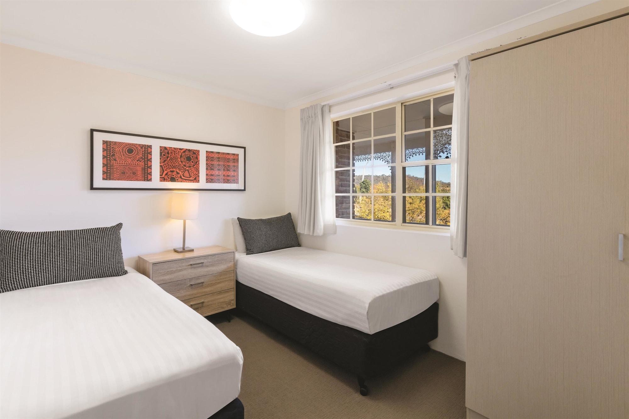Adina Serviced Apartments Canberra Kingston Exterior photo