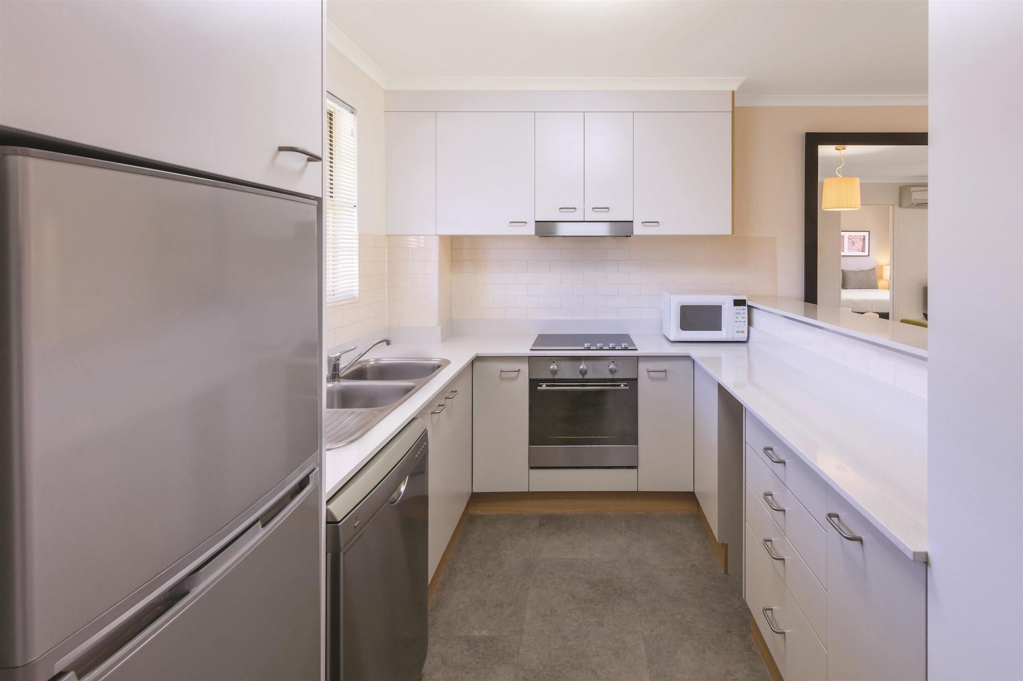 Adina Serviced Apartments Canberra Kingston Exterior photo