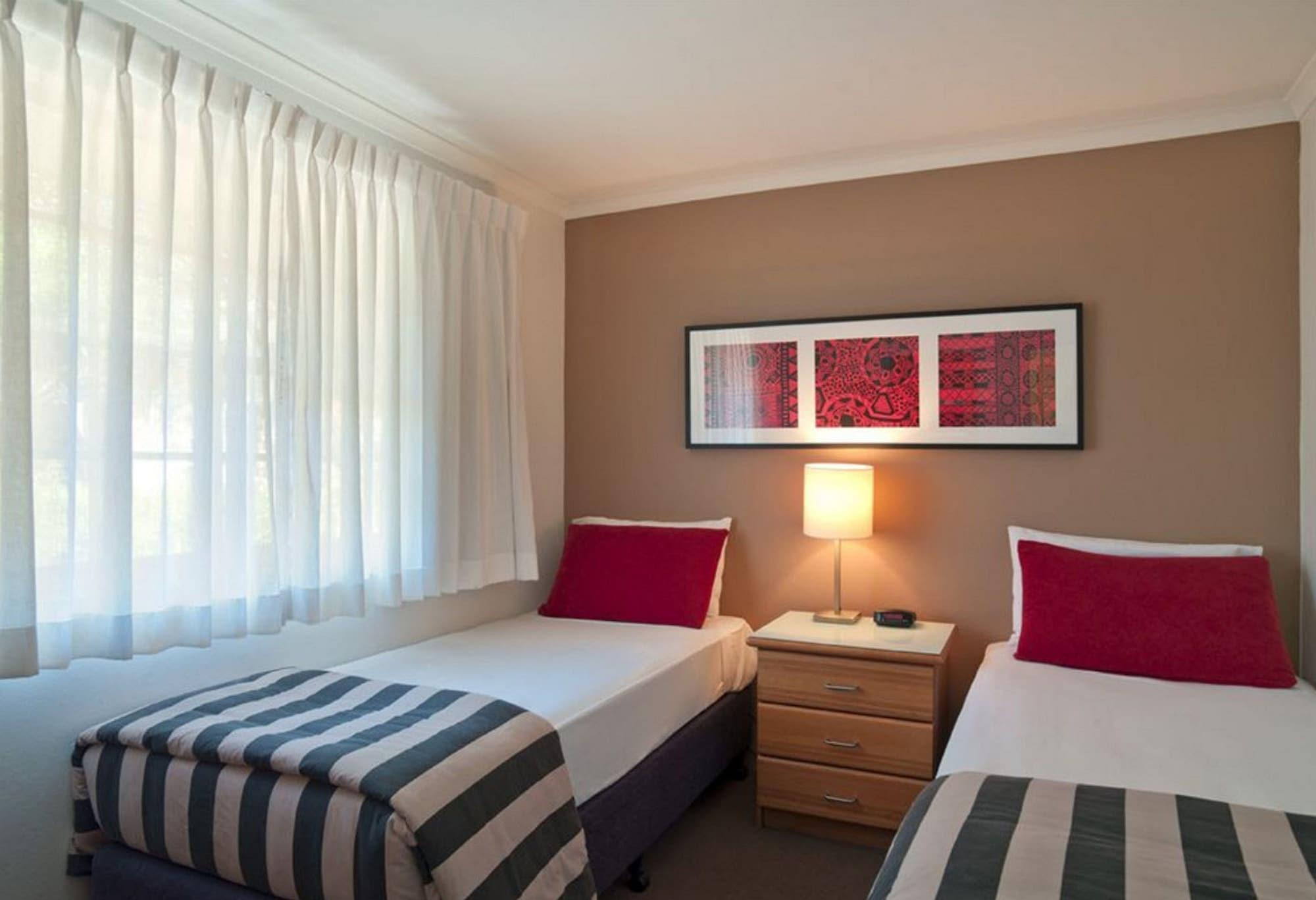 Adina Serviced Apartments Canberra Kingston Exterior photo