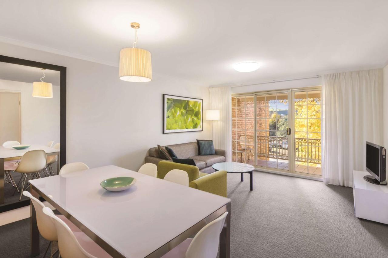 Adina Serviced Apartments Canberra Kingston Exterior photo
