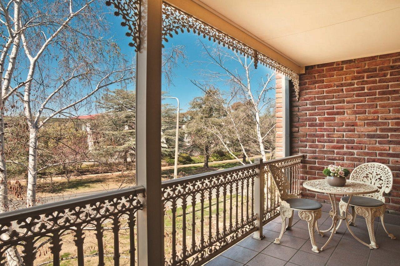 Adina Serviced Apartments Canberra Kingston Exterior photo