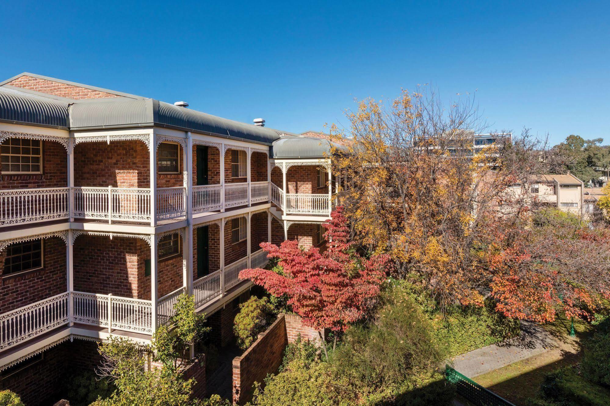 Adina Serviced Apartments Canberra Kingston Exterior photo